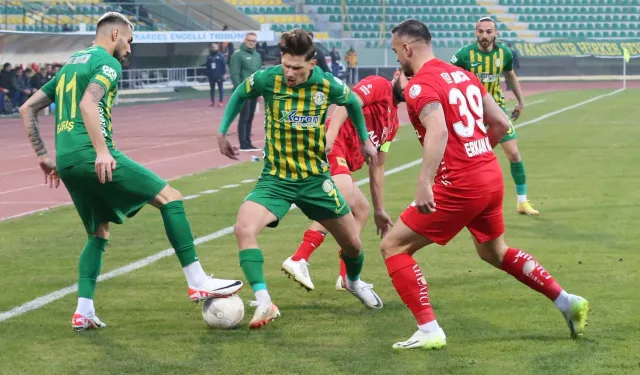 Şanlıurfaspor-Çorum FK maçı 1-1 sona erdi