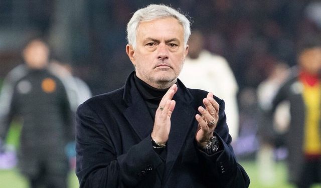 Fenerbahçe, Jose Mourinho ile Görüşmelere Başladığını Duyurdu