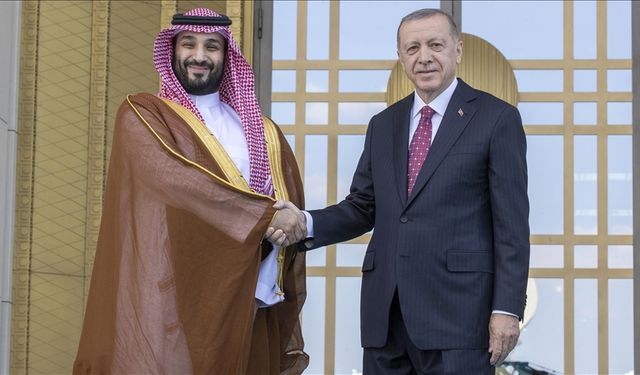 Erdoğan, Suudi Arabistan Veliaht Prensi Selman ile Görüştü