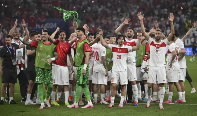 A Milli Futbol Takımı, Yarı Final İçin Hollanda Karşısında