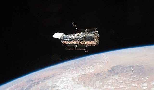 Hubble Uzay Teleskobu, Orta Kütleli Kara Delik Bulguları Yayınladı