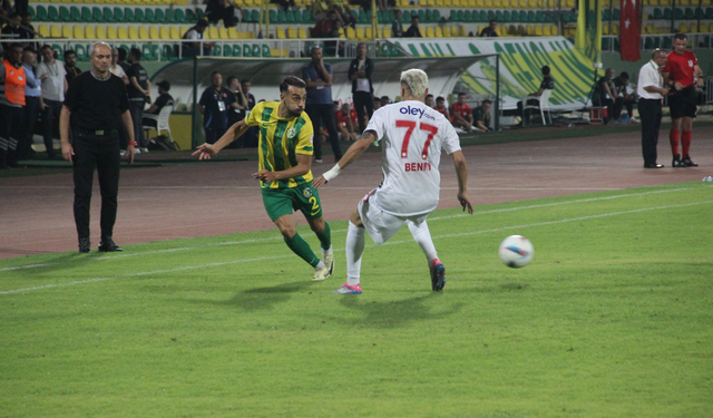 TRENDYOL 1. LİG: ŞANLIURFASPOR: 3 - ÜMRANİYESPOR: 1