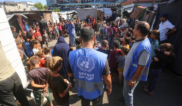 UNRWA Genel Komiseri Lazzarini: israil, Gazze'nin kuzeyine yardım girişini engellemeye devam ediyor