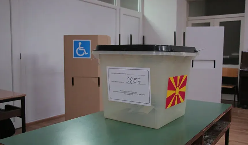 Kuzey Makedonya'da Cumhurbaşkanı Seçimi İçin Oylama Başladı