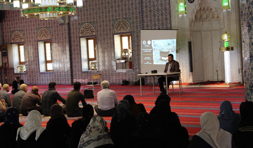 Urfa’da hacı adaylarına yönelik eğitim seminerleri devam ediyor