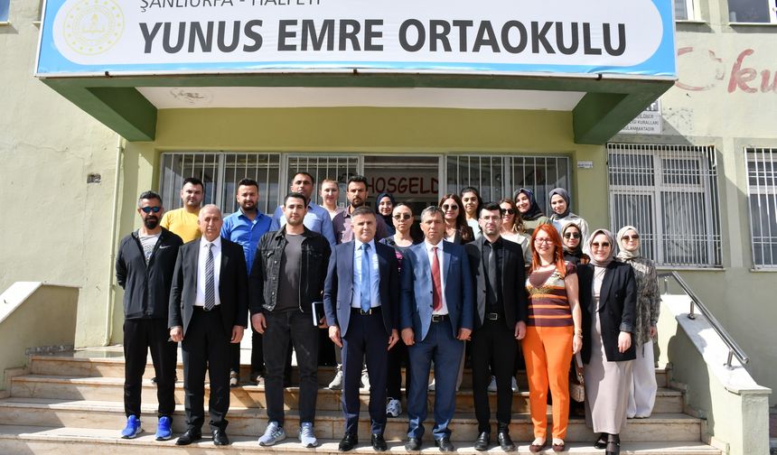Sultanoğlu Halfeti'de öğretmen ve öğrenciler ile bir araya geldi