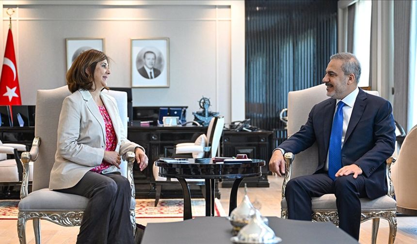 Dışişleri Bakanı Fidan, BM Genel Sekreteri Guterres'in Kıbrıs Temsilcisi'ni Kabul Etti
