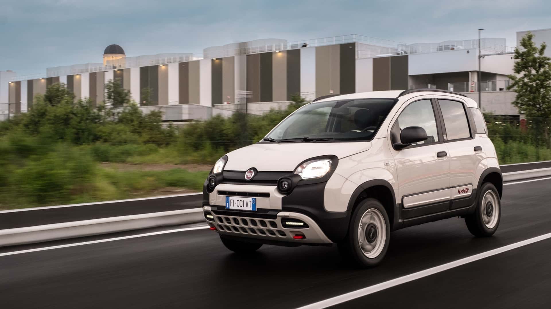 fiat-panda-cross-2023-0